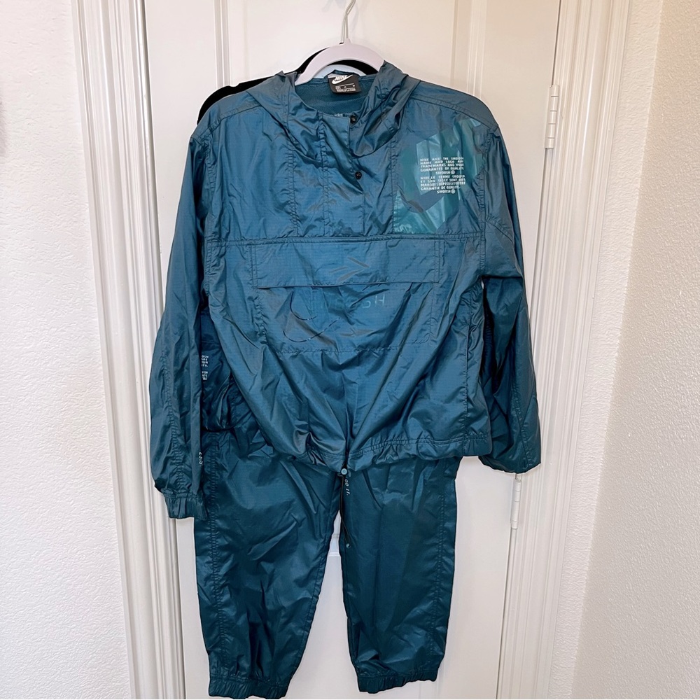 NIKE 2 Piece Jogging suit